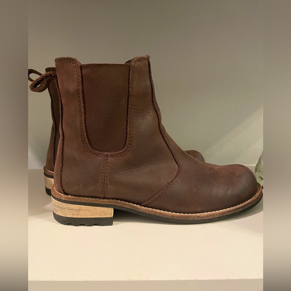 Kodiak Waterproof Chelsea Leather Boots | 5W